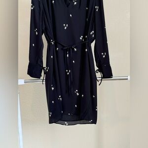 H&M black floral print fall dress size L